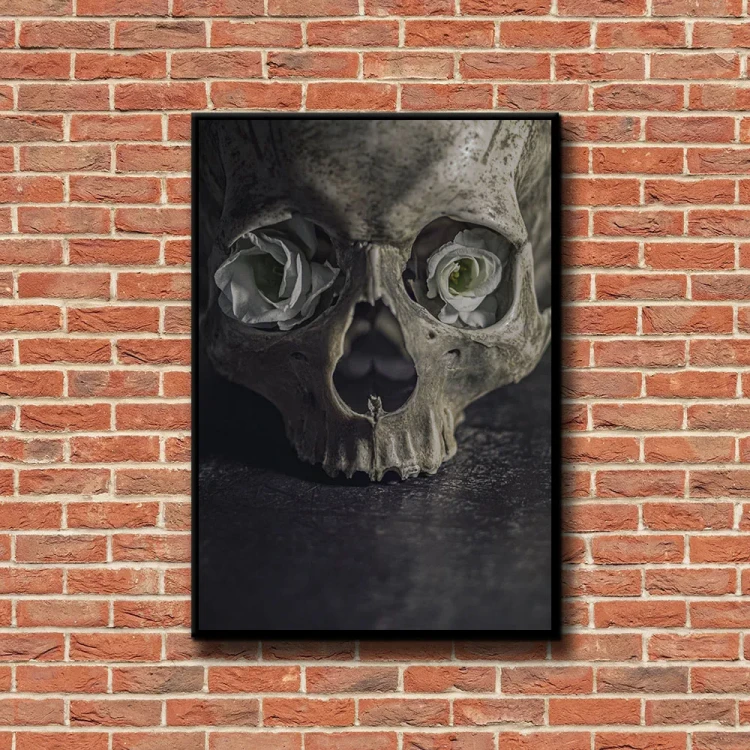 Plakat Requiem tło ściana czerwone cegły